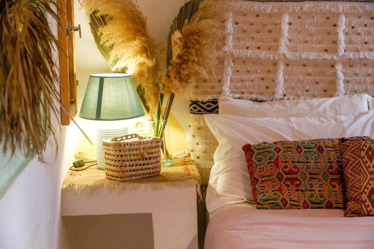 Amayour Surf Hostel Taghazout Esterno foto