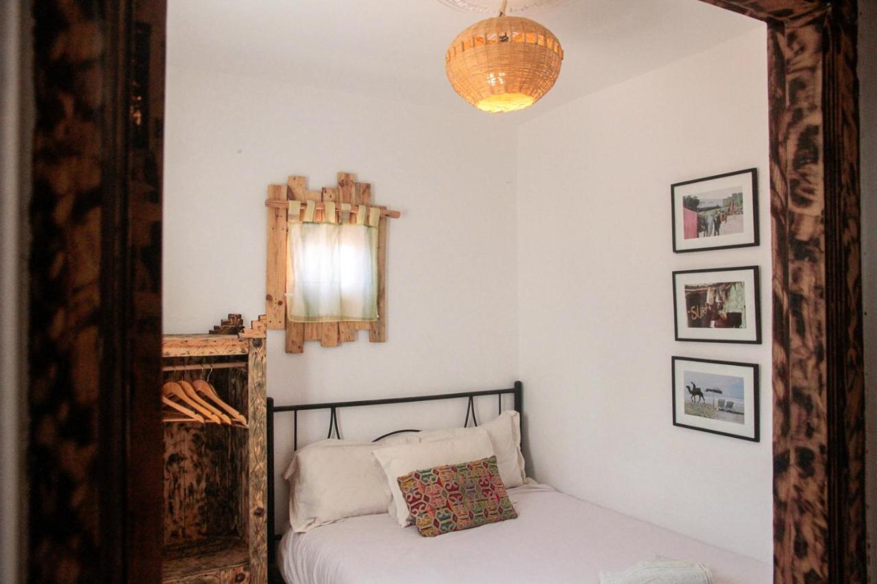Amayour Surf Hostel Taghazout Esterno foto