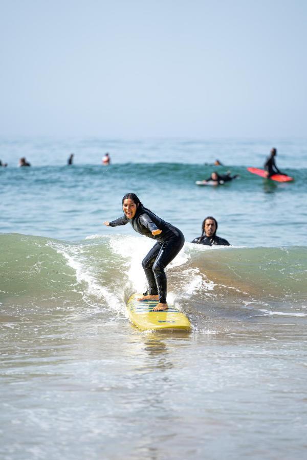 Amayour Surf Hostel Taghazout Esterno foto