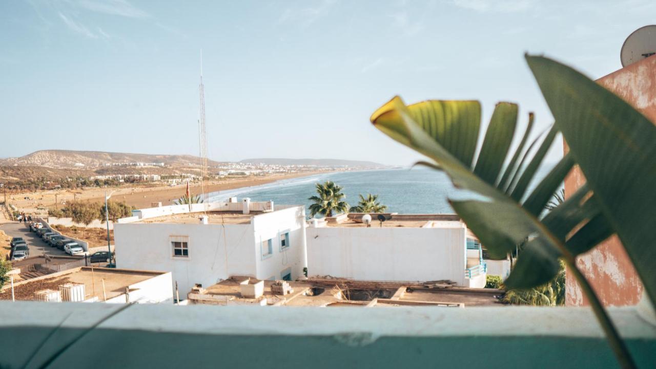 Amayour Surf Hostel Taghazout Esterno foto