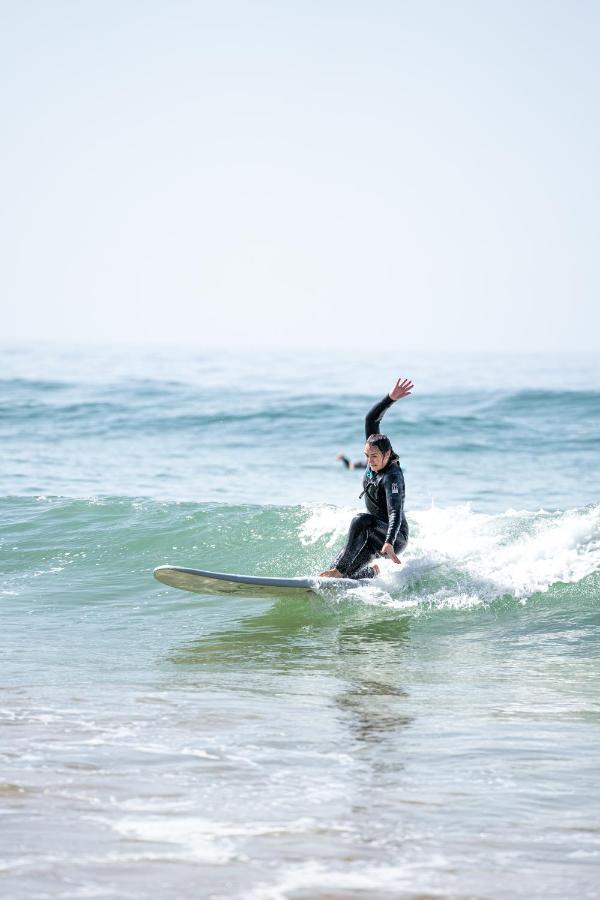 Amayour Surf Hostel Taghazout Esterno foto
