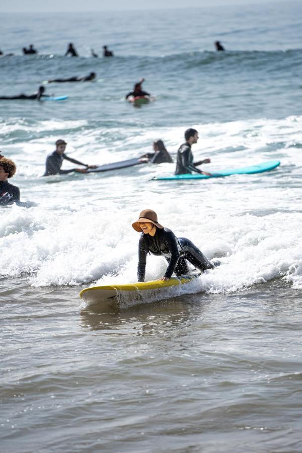 Amayour Surf Hostel Taghazout Esterno foto