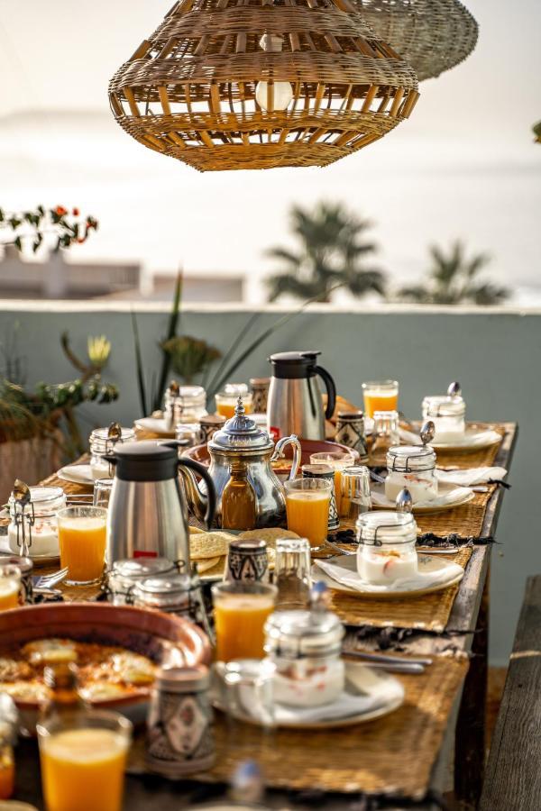 Amayour Surf Hostel Taghazout Esterno foto